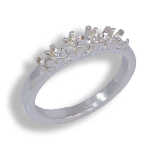 Graduated Five Stone Round Pre-notched Ring Mounting