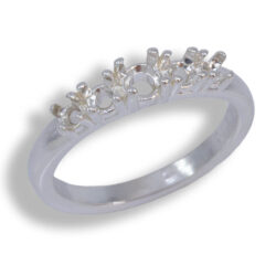 Graduated Five Stone Round Pre-notched Ring Mounting