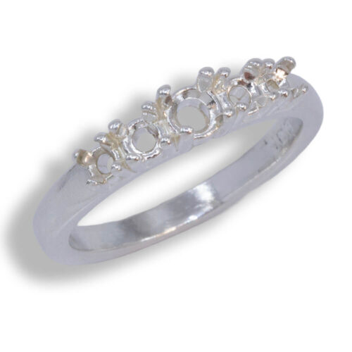 Graduated Five Stone Round Pre-notched Ring Mounting