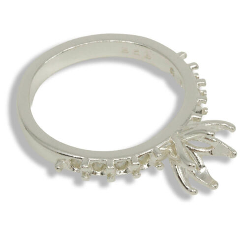 Round Tulip Accented Pre-notched Ring Mounting - Yellow Gold