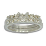 Round Vee Head Accented Pre-notched Ring Mounting