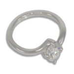 Lab Diamond 1.34ct Oval E VS1 Solitaire Twist IGI Cert