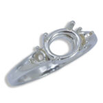 Oval Side Accent East West Pre-notched Ring Mounting