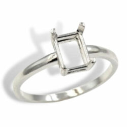 Emerald Shape Solitaire Pre-notched Ring Mounting