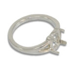 Oval Cabochon Split Shank Ring Mounting
