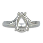 Pear Solitaire Curved Band Pre-notched Ring Mounting