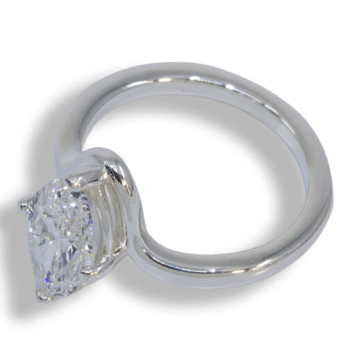 Lab Diamond 2.02ct E VVS2 Marquise Solitaire Curved Band Ring
