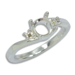 Round Multi-Stone Rings
