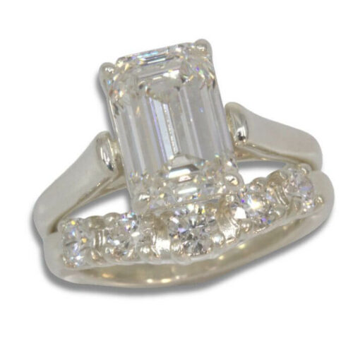 Lab Created Diamond 2.98ct E VS1 Emerald Cut Cathedral Ring