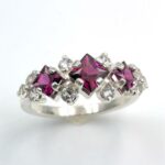 Multi Stone Square Pre-notched Ring Mounting